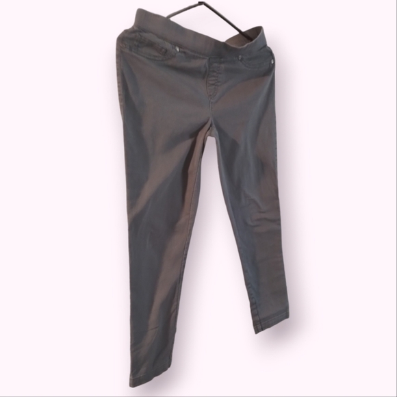 Justice Grey Capri Jeans - Picture 1 of 3